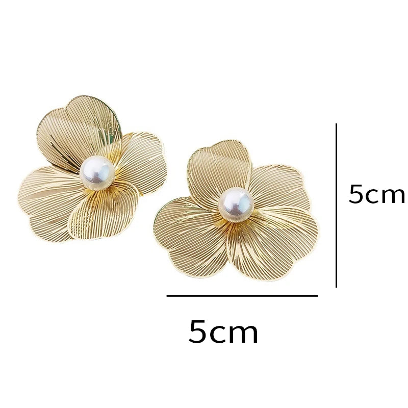 Blumenperlenohrringe für Damen - Luxuriöses Design, koreanischer Modeschmuck, Accessoires, Weihnachtsgeschenk