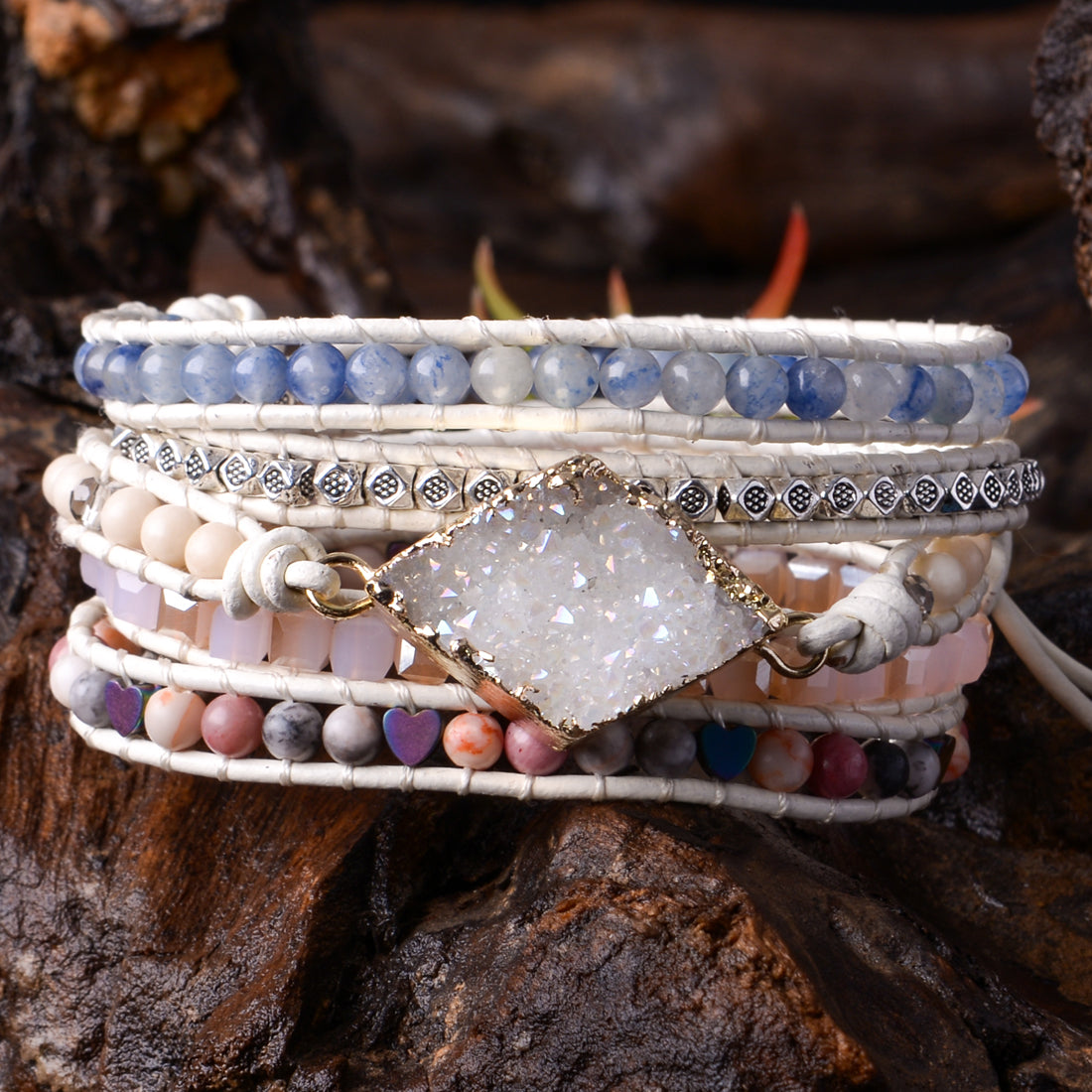 Armband mit gemischten Natursteinen