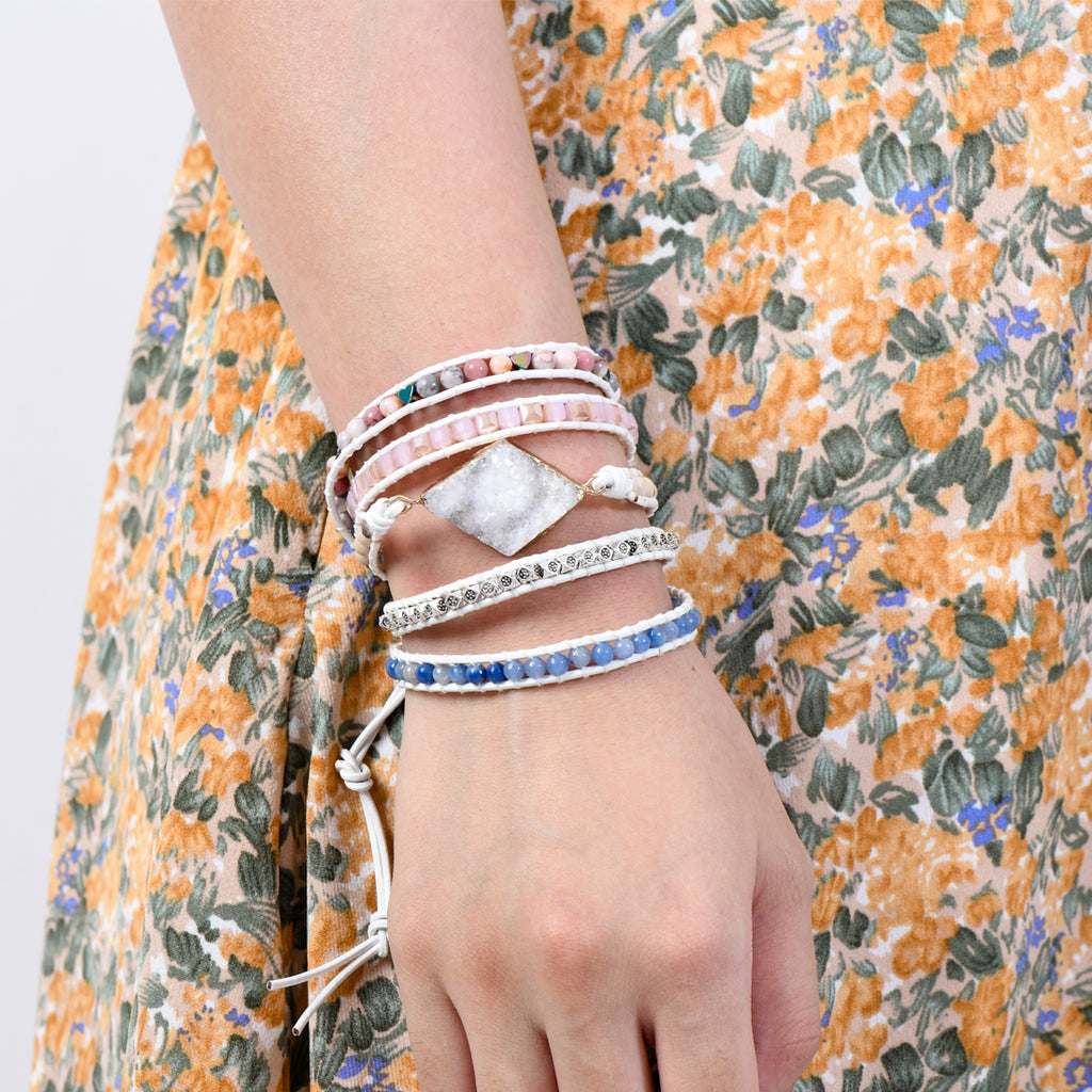 Armband mit gemischten Natursteinen