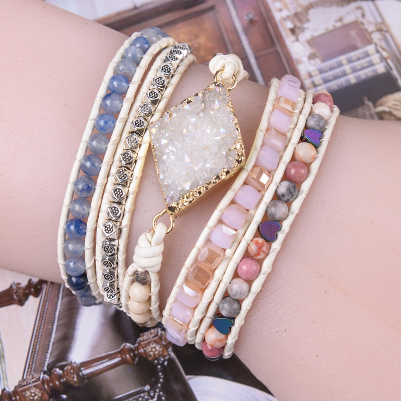 Armband mit gemischten Natursteinen