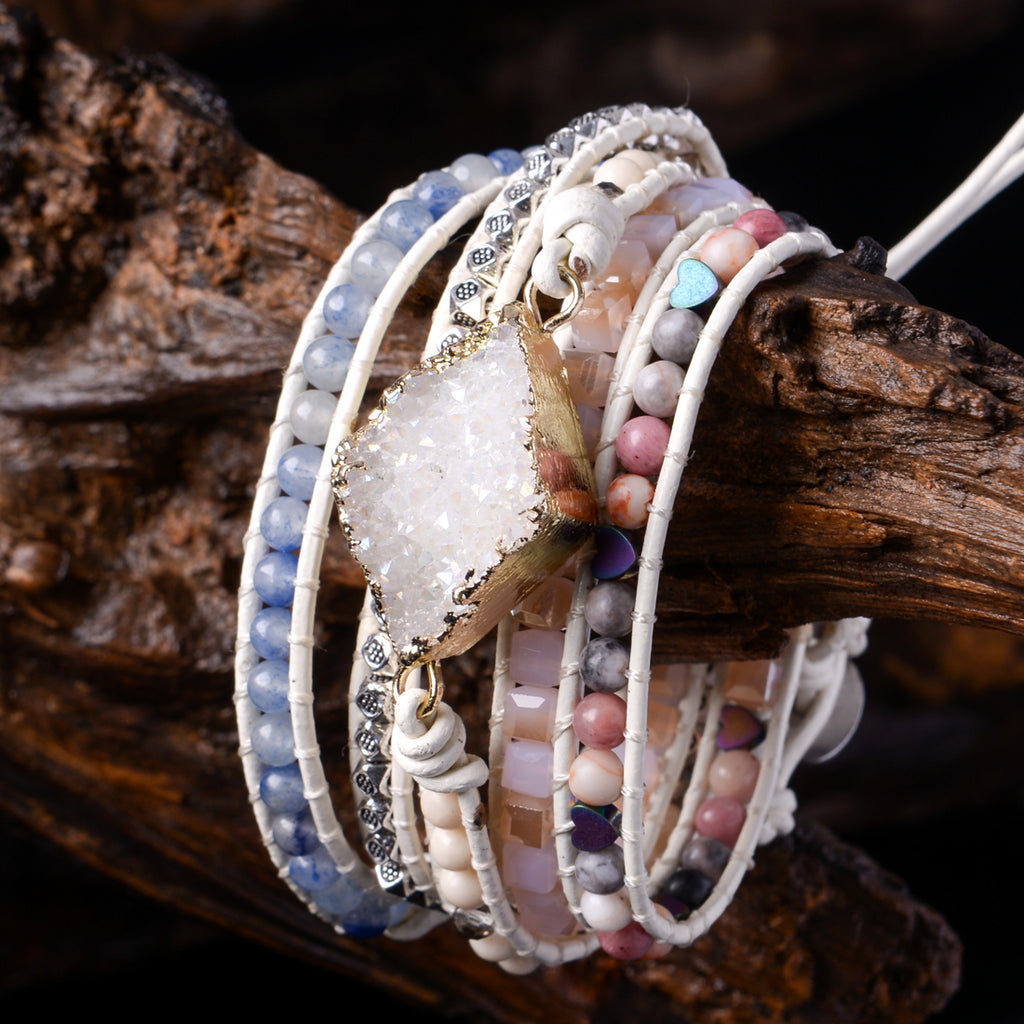 Armband mit gemischten Natursteinen