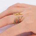 Luxuriöser Spiralring Mit Farbenfrohen Zirkon