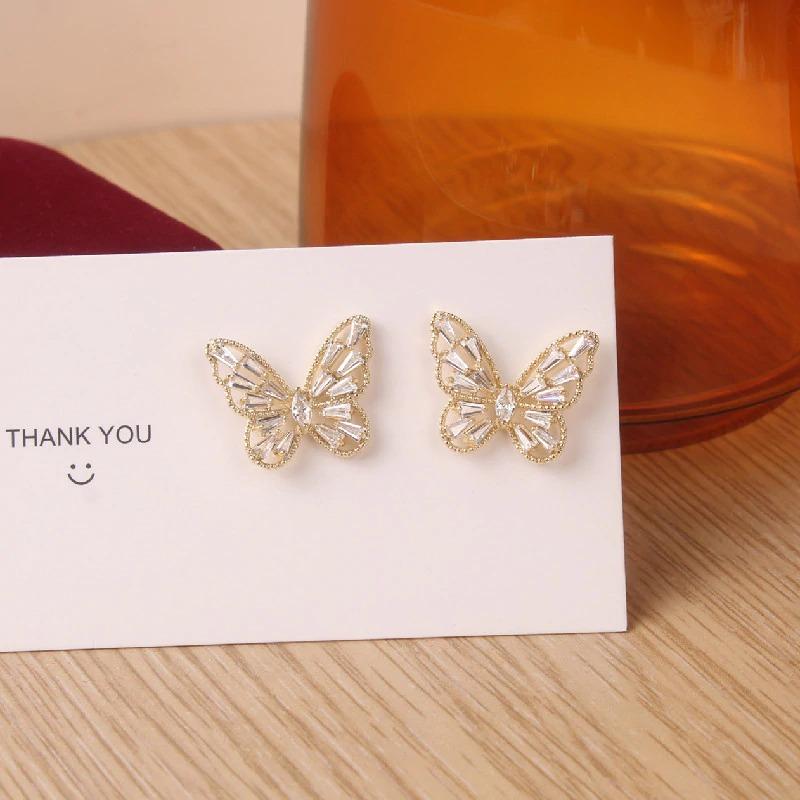 Luxuriöse Zirkon Geschmiedete Butterfly Ohrringe