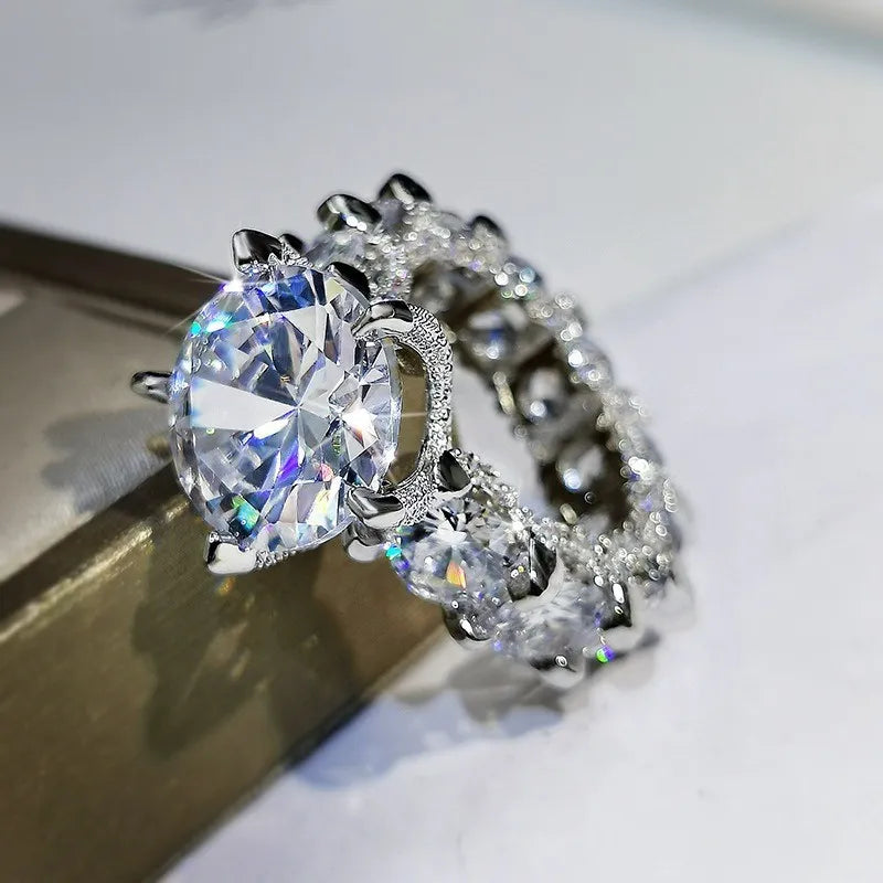 Elegante Designer Kristall Zirkon Ringe für Damen Accessoires Moissanite Ring Valentinstag Geschenk Schmuck Ästhetik Anillos Mujer