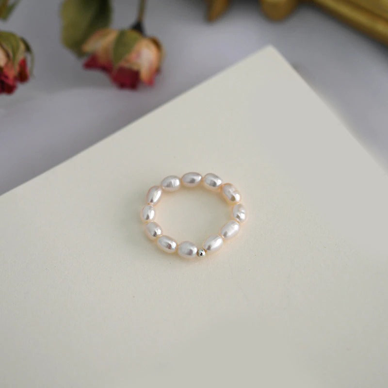 Minimalistische Süßwasserperlen Akzentringe