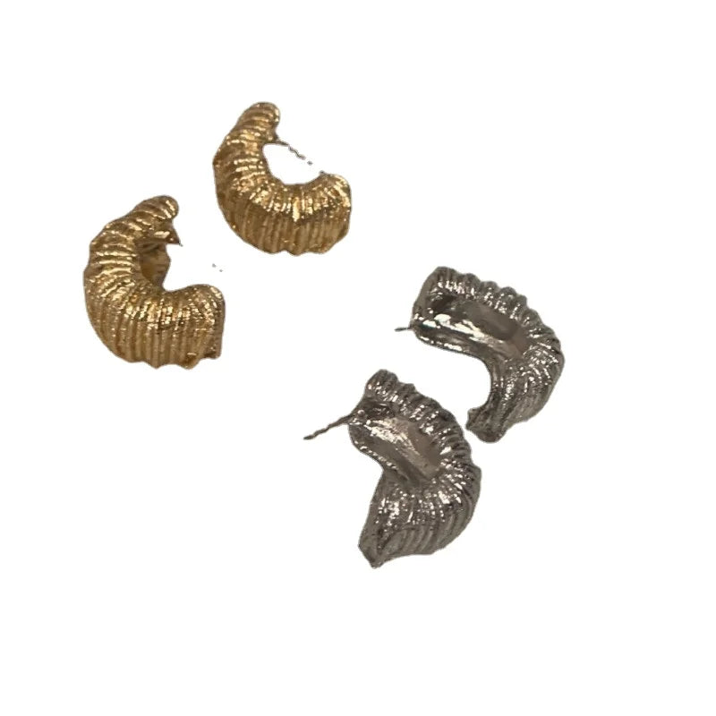 Moderne Schmuck 925 Silber Nadel Hiphop Cooler Stil Metallische geometrische Ohrringe für Frauen Mädchen Geschenk Heißer Verkauf Beliebtes Zubehör