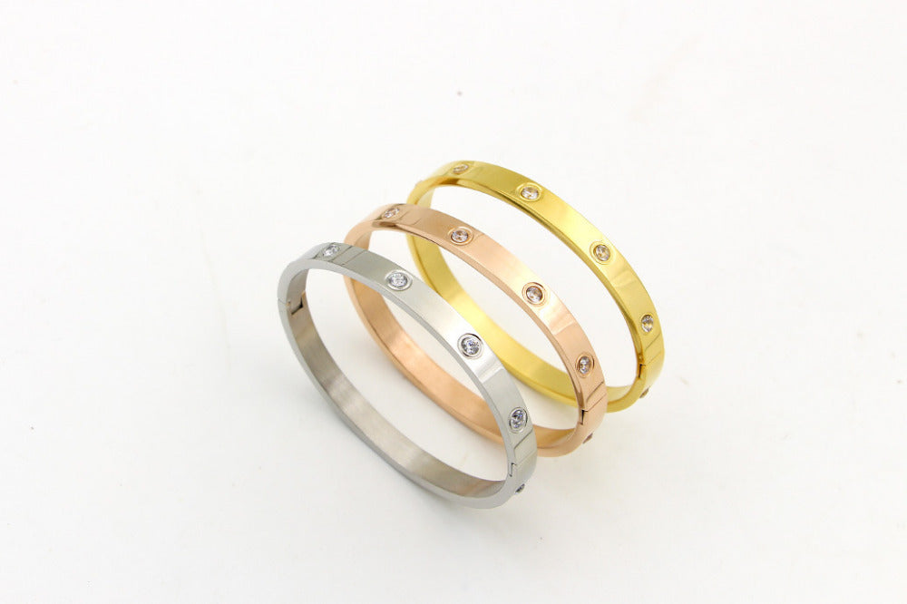 Armreif aus Edelstahl