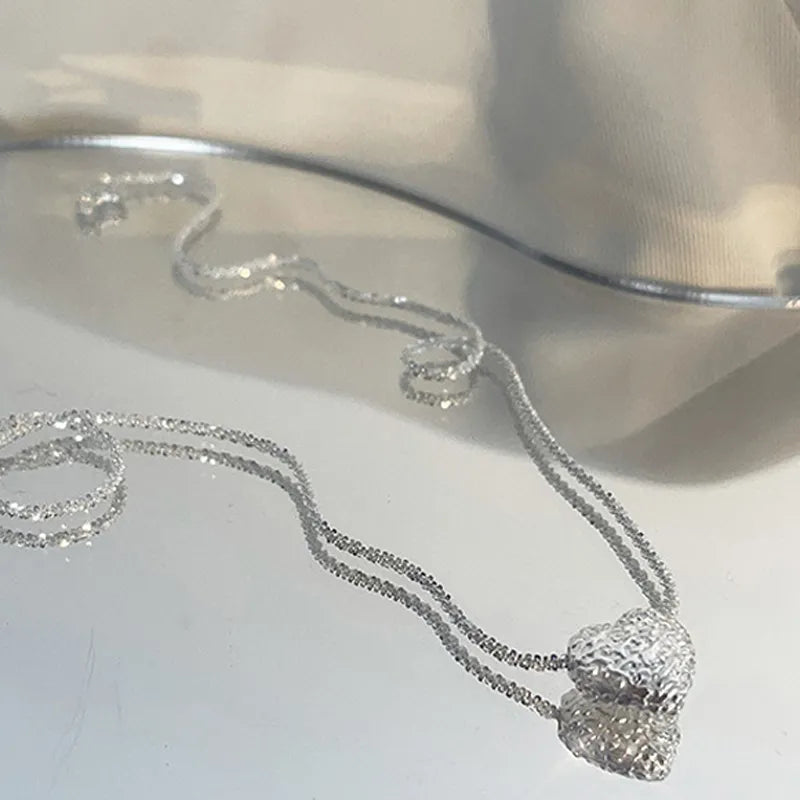 Herzanhänger mit Hammermuster aus 925er Sterlingsilber für Frauen - Boutique-Schmuckgeschenk NK153