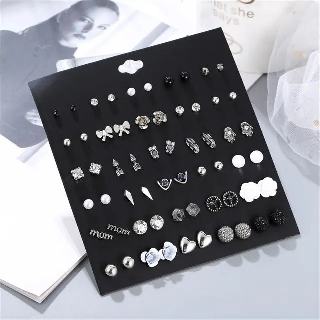 Elegante 30 Paare Kristall Ohrstecker Sets für Frauen Mädchen Herz Blumen Mond Ohrringe Schmuck Zubehör