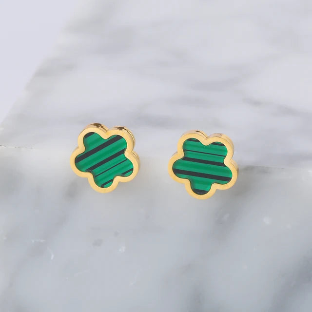 Neues Design: Luxuriöser und niedlicher Edelstahlschmuck mit Pflanzenblumen und fünf Blättern in 8 verschiedenen Farben