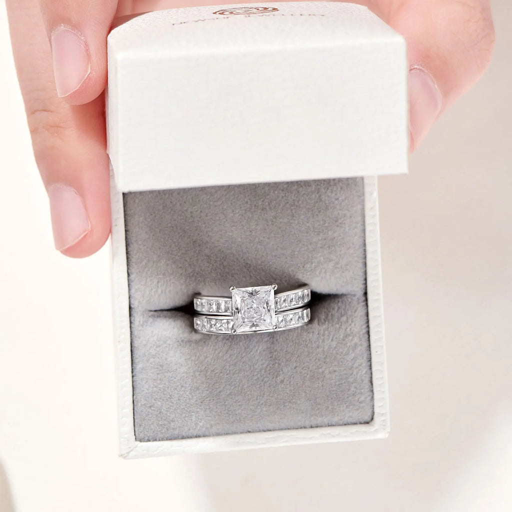 Hochzeitsringe Set Princess - 2 klassische Hochzeitsringe für Frauen