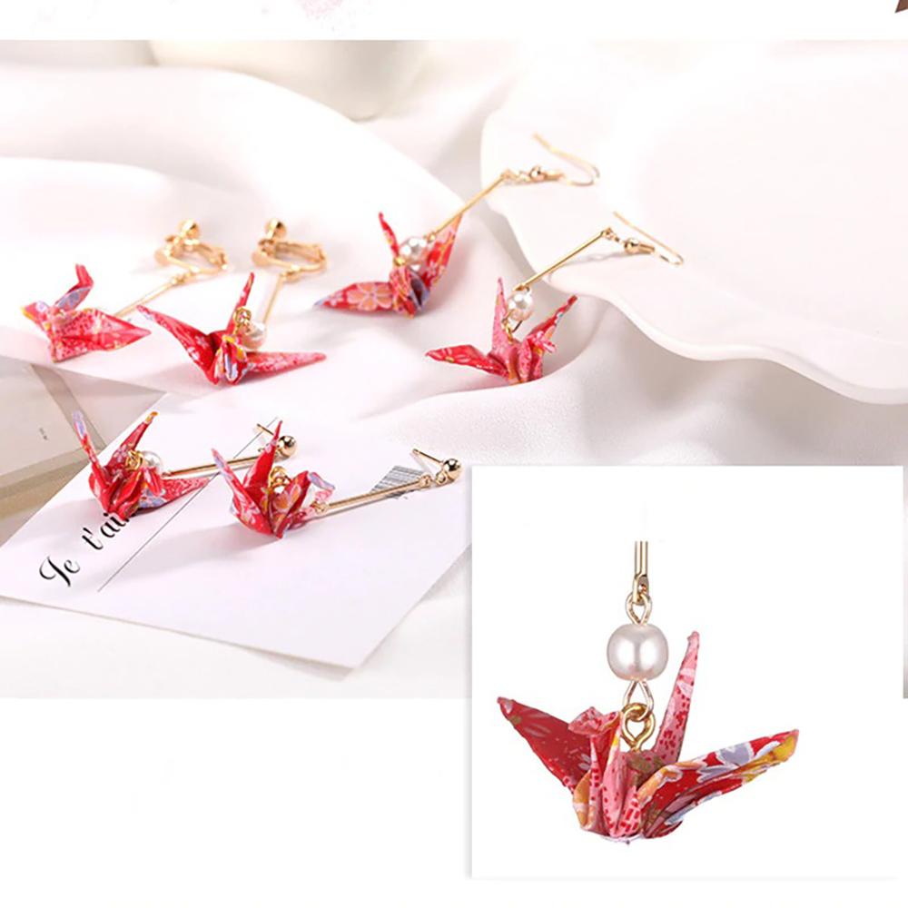 Ein Einzigartiger Papierkran Origami Ohrringe