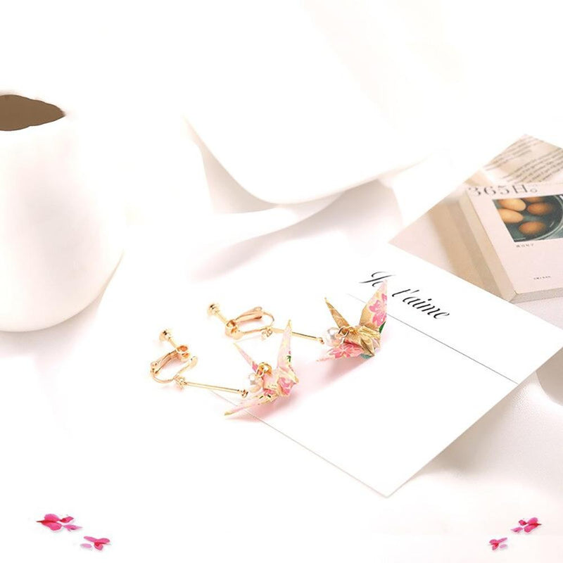 Ein Einzigartiger Papierkran Origami Ohrringe
