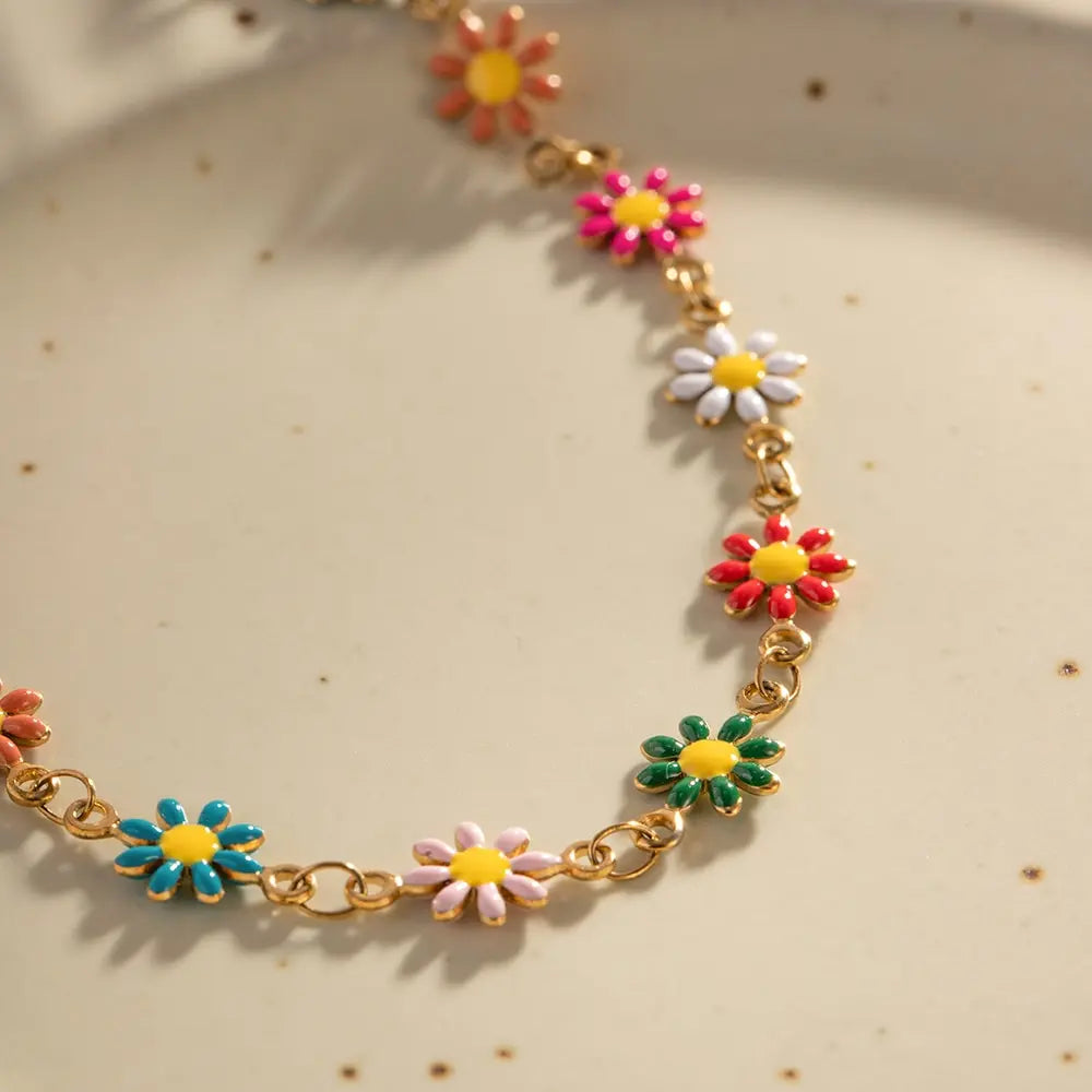Bunte Daisy Armband für Frauen, vergoldet mit PVD 18K, modischer Schmuck für Verlobung und Hochzeit