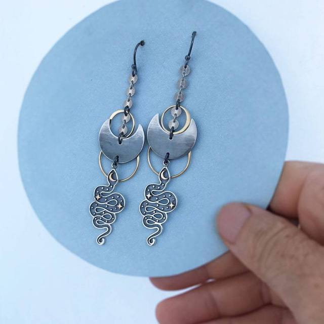 Spiralohr | Geometrisch unregelmäßige Schlangenohrringe