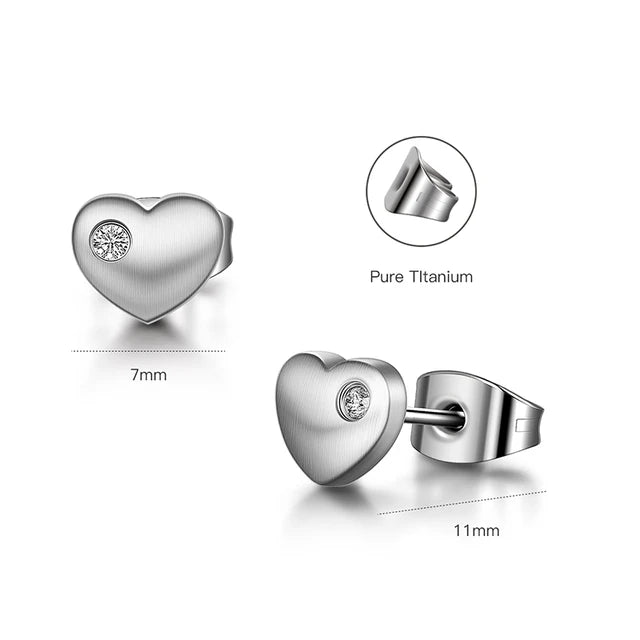 Hypoallergene Herzohrringe aus reinem Titan für Frauen