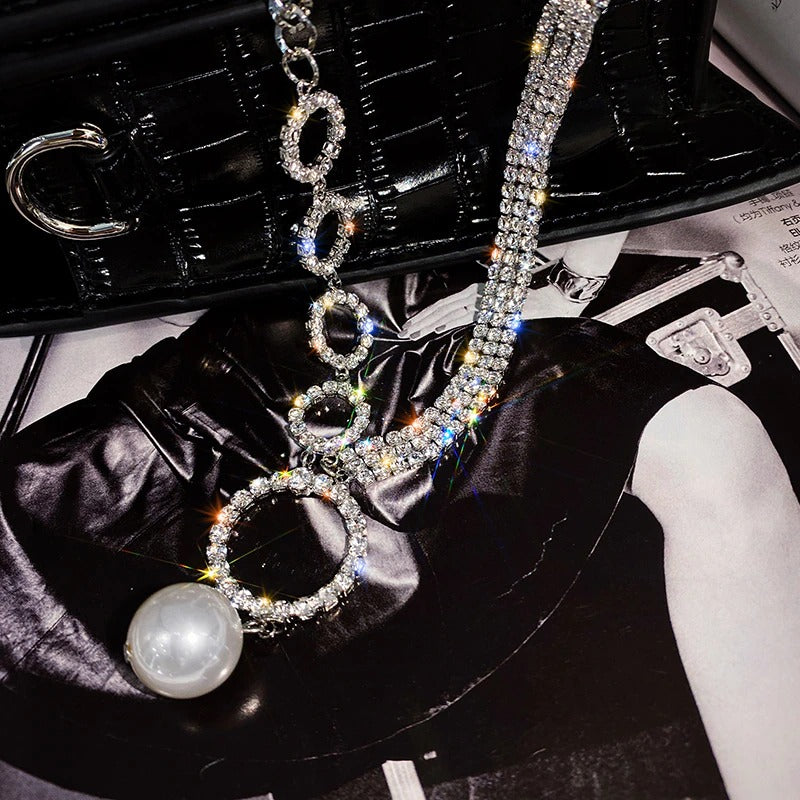 Strasskette Mit Kostbarem Perlencharme Halsketten