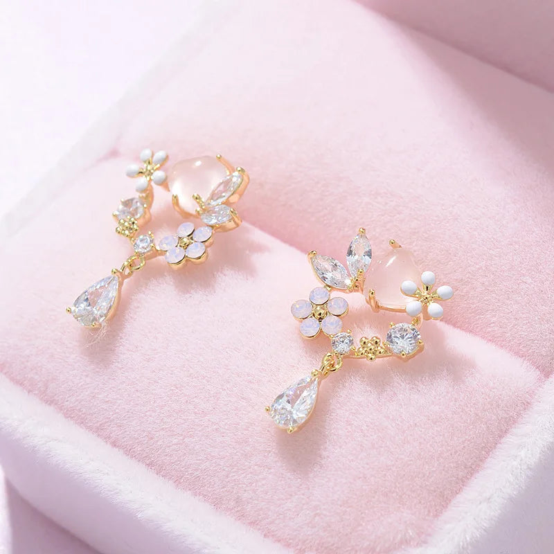 Romantische Zirkonblumenstecker für Frauen Koreanische Kristall süße Schmetterlingsblumen Tulpen exquisiter Ohrring Party Charm Schmuck