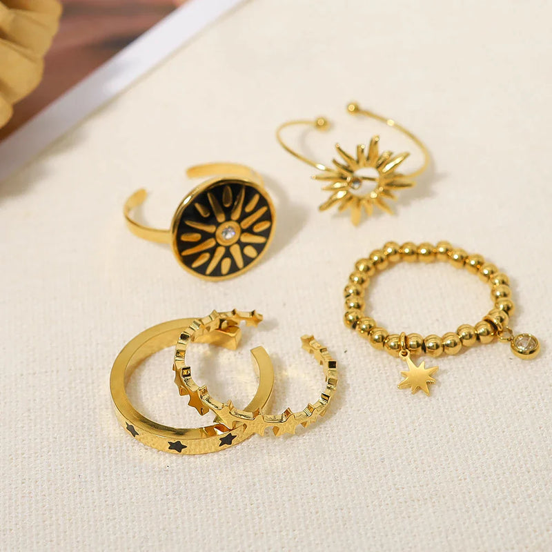 WILD & FREE Trendige Edelstahlringe für Damen, Sterne, Sonne, schicker, exquisiter, 18 Karat vergoldeter, wasserfester Schmuck