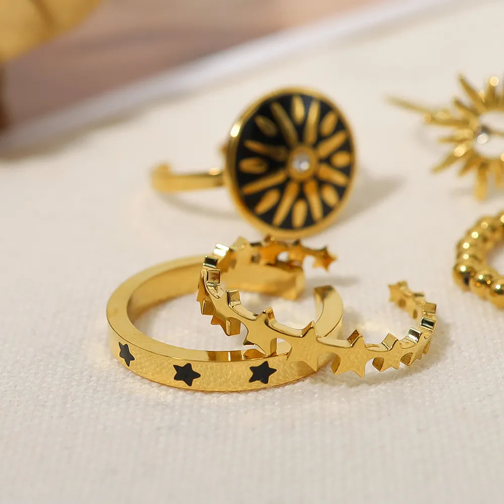 WILD & FREE Trendige Edelstahlringe für Damen, Sterne, Sonne, schicker, exquisiter, 18 Karat vergoldeter, wasserfester Schmuck