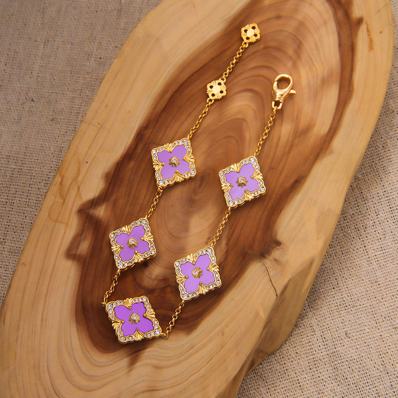 Markantes Armband in verschiedenen Farben