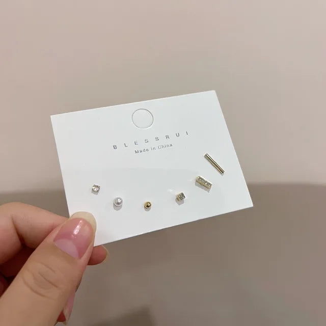 Modische geometrische Ohrringe mit glänzenden Strassperlen für Frauen und Mädchen