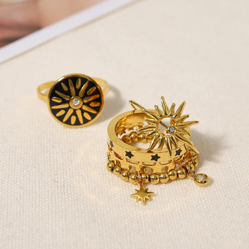 WILD & FREE Trendige Edelstahlringe für Damen, Sterne, Sonne, schicker, exquisiter, 18 Karat vergoldeter, wasserfester Schmuck