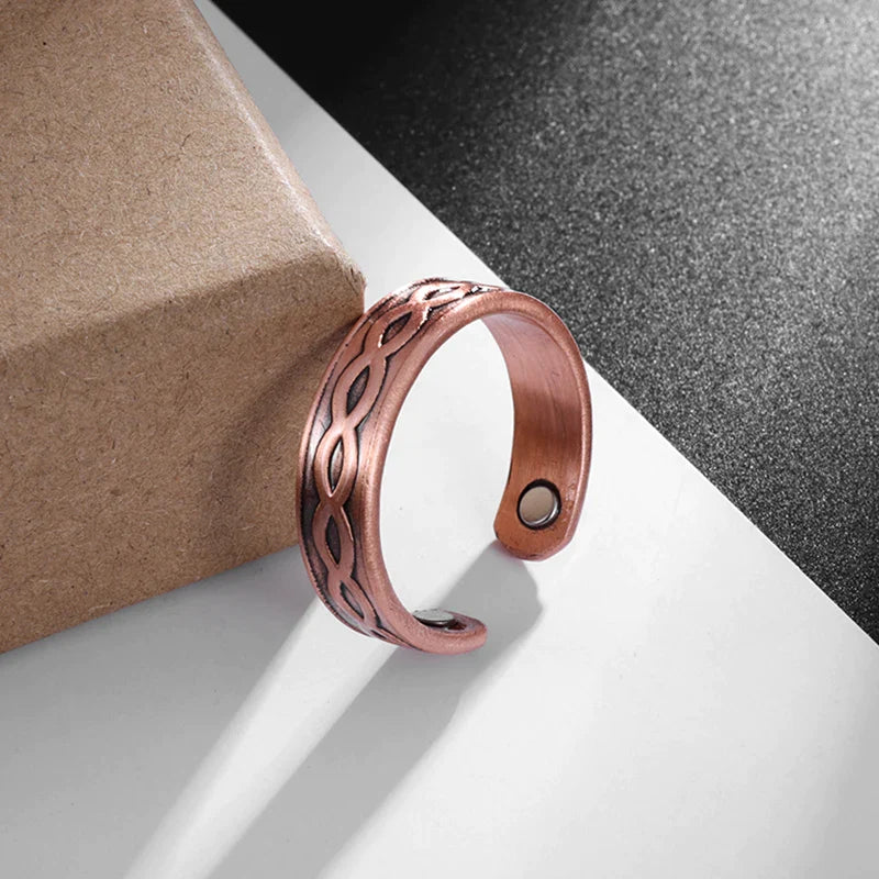 Offener Ring mit hohlem Zirkon im exquisiten Design der Spitzenklasse