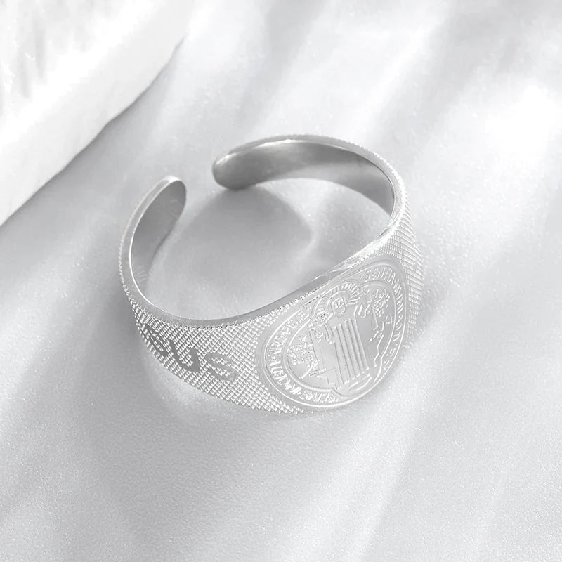 Offener Ring mit hohlem Zirkon im exquisiten Design der Spitzenklasse