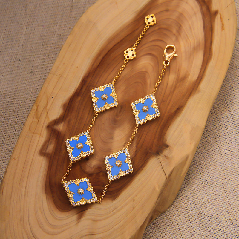 Markantes Armband in verschiedenen Farben