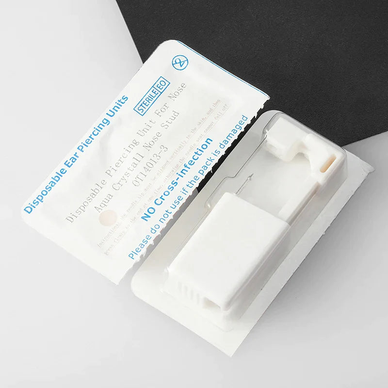 Einweg-Nasenpiercingpistolen-Set, Herz-Stern-Ersatz-Nasenring-Nieten, sicher, bequem und effektiv