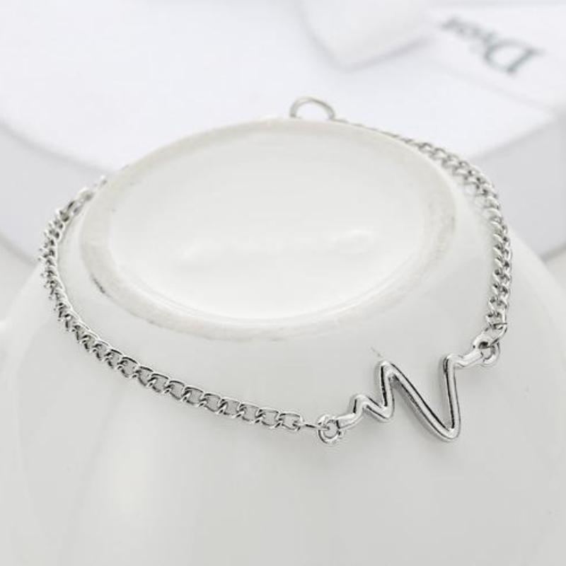 Einfaches Herzschlag Armband