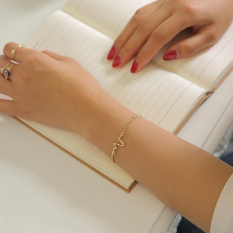 Einfaches Herzschlag Armband