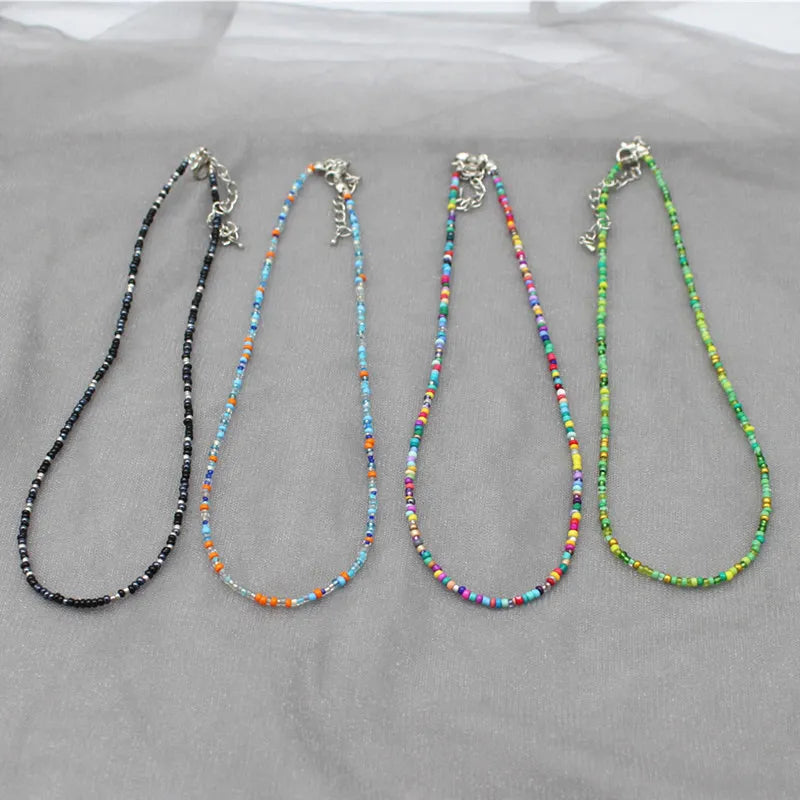 Böhmen Perlen Choker Halskette für Frauen - Farbenfroh und Einfach