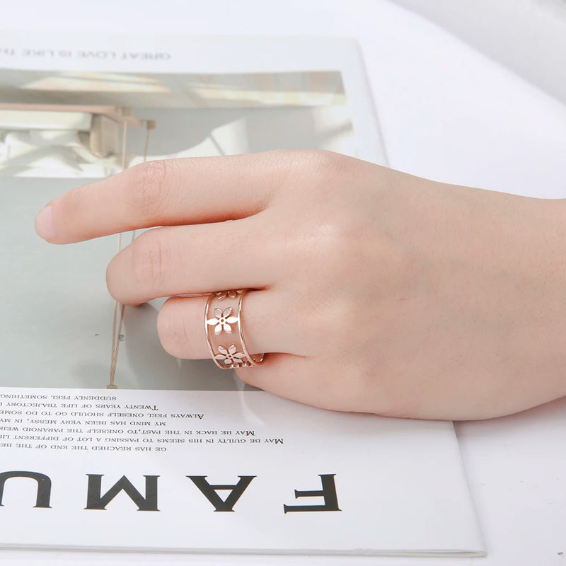 Romantischer Blumen-Finger-Ring aus Edelstahl für Damen und Mädchen