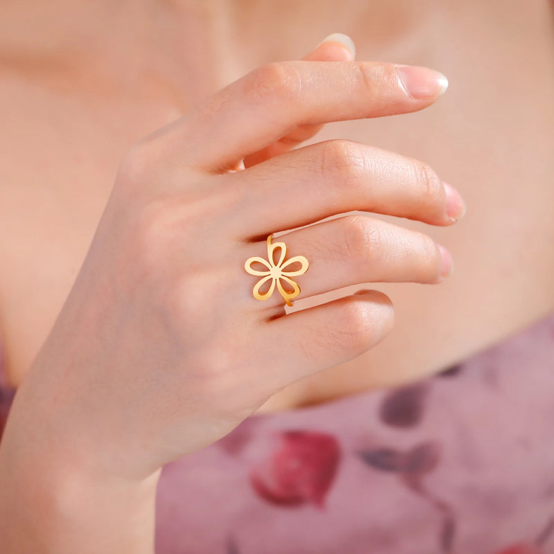 Blumenring aus Edelstahl für Frauen und Mädchen in Goldfarbe - ästhetischer Bohemian-Ring für Hochzeit und Verlobung - Schmuckgeschenk im Großhandel