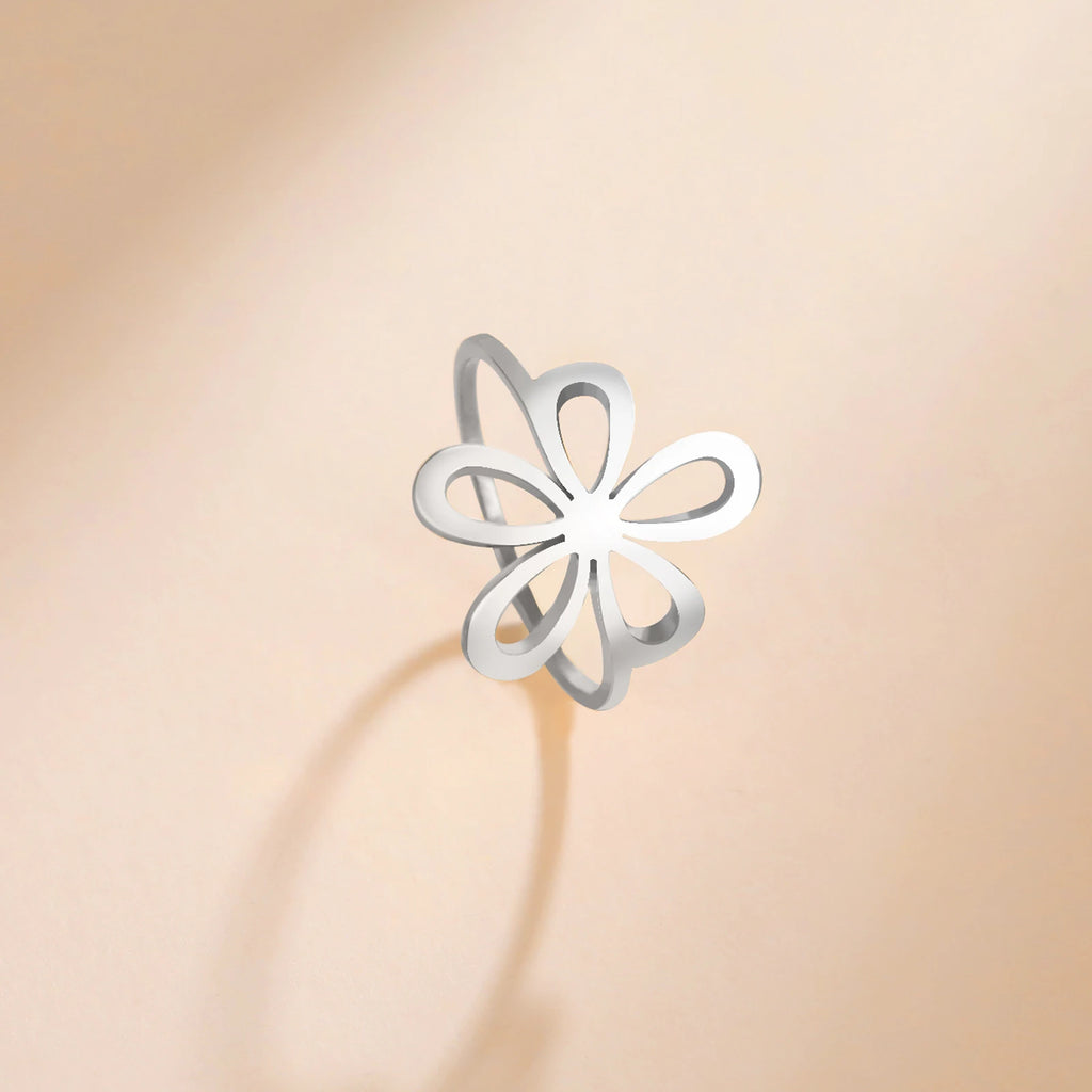 Blumenring aus Edelstahl für Frauen und Mädchen in goldener Farbe - ästhetischer Bohemian-Ring für Hochzeit und Verlobung - Schmuckgeschenk im Großhandel