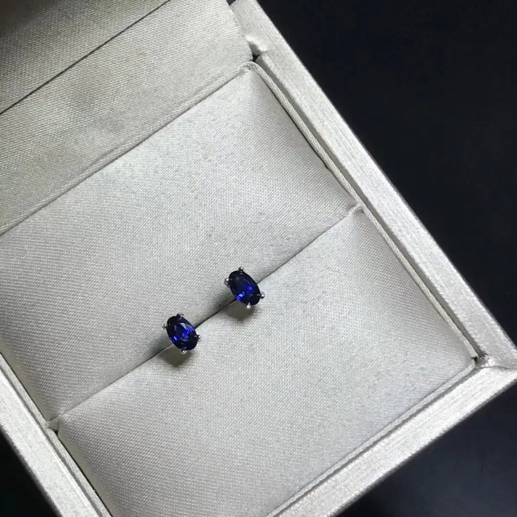 Exquisite S925 Silver Platinum Plated Stud Earrings with Natural Sri Lankan Sapphire