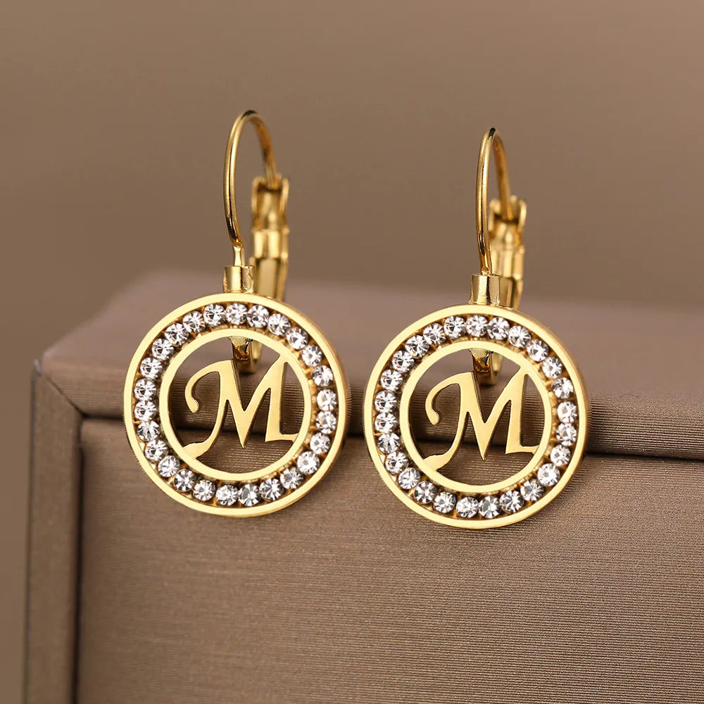 Aktuelle Schmucktrends für Frauen | Buchstabenohrringe für Frauen | Edelstahlohrstecker