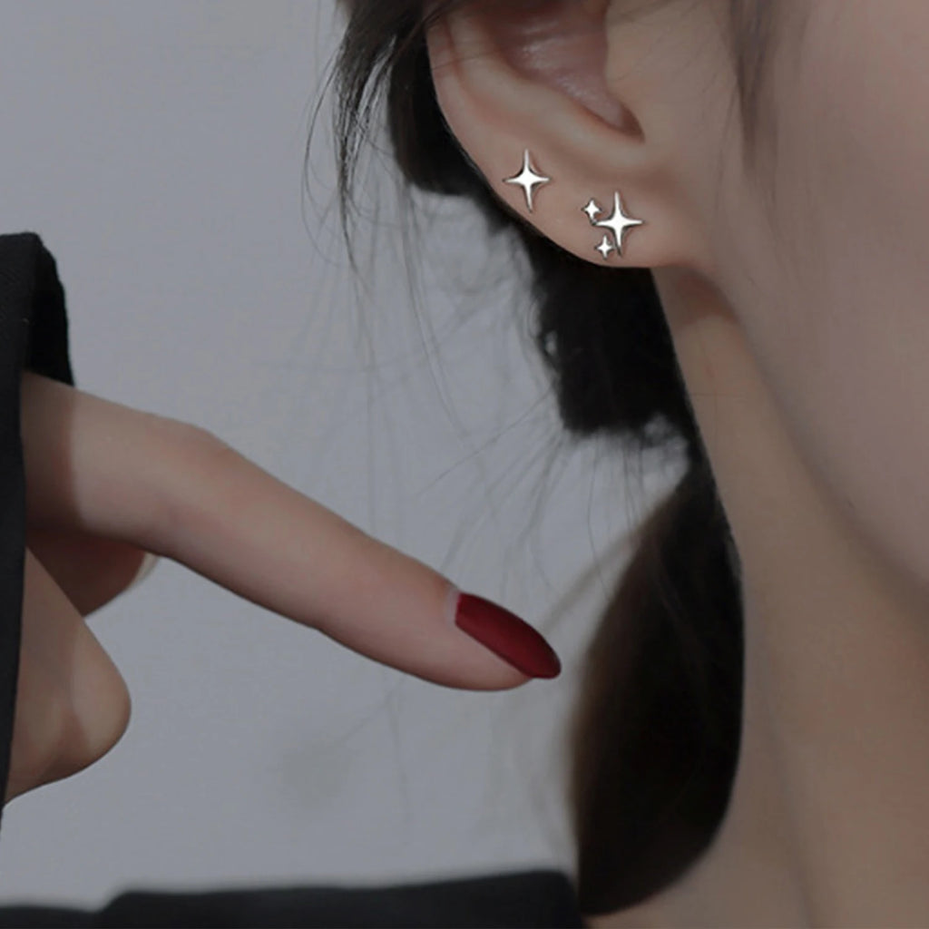 Silberfarbene Sternenohrringe für Mädchen Y2K Frauen Geschenke niedliche Bankettasymmetrie einfacher Ohrring Schmuck Dropshipping Großhandel