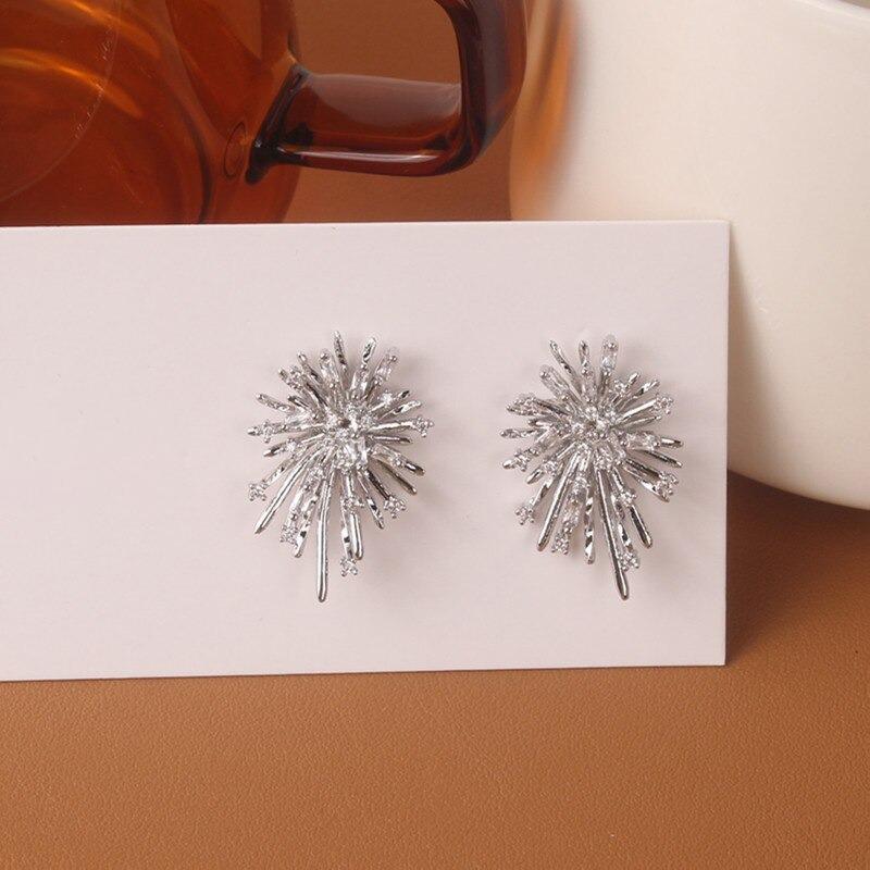 Starburst Mit Funkelnden Zirkonohrringen