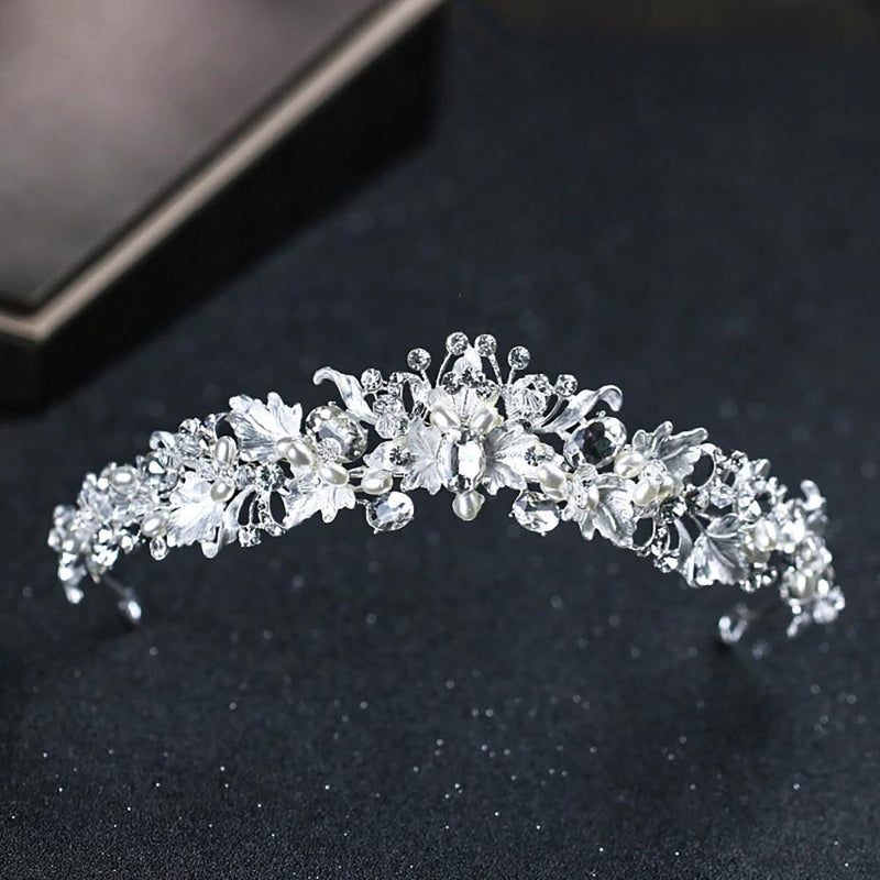 Streikende Vintage Tiaras Mit Perlen Und Strasssteinen