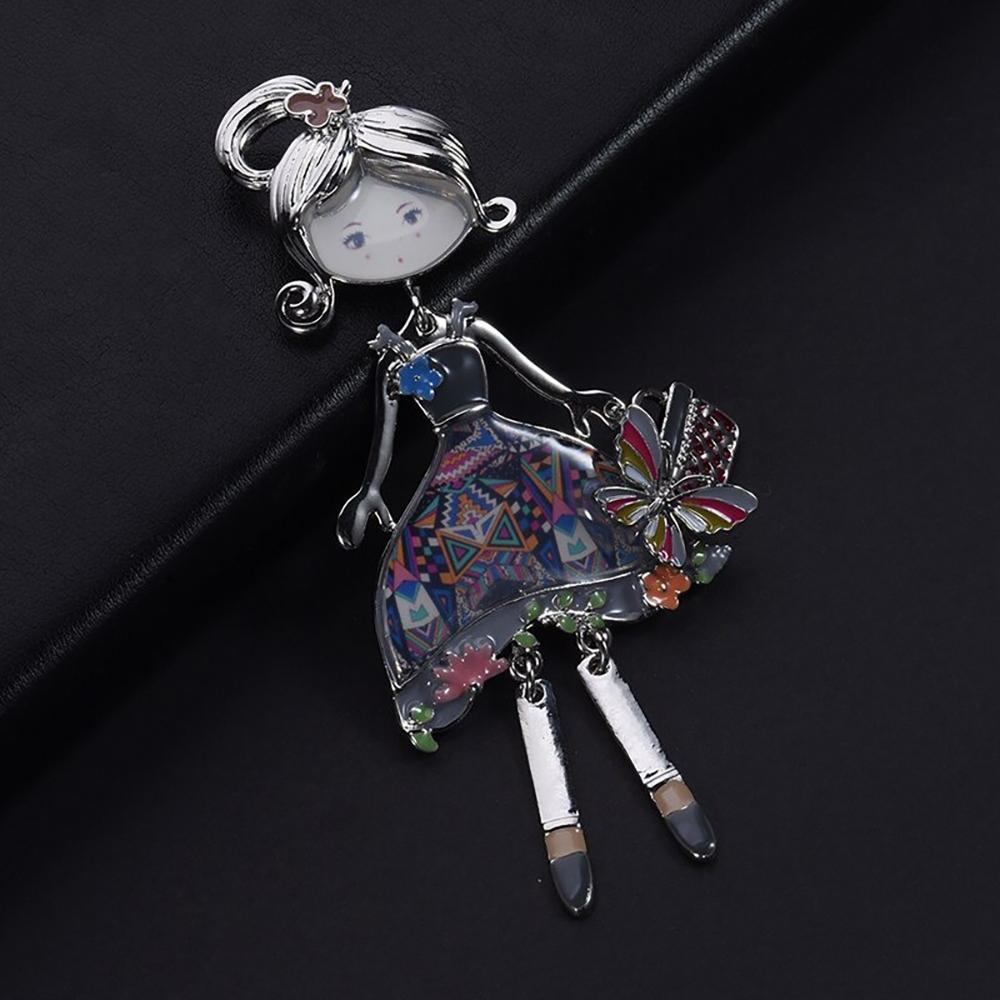 Süße Kleine Emaille Brosche Pin Puppe