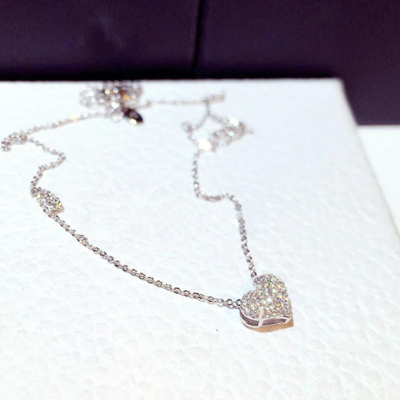 Süße Und Einfache Mini Funkelnde Herzkette