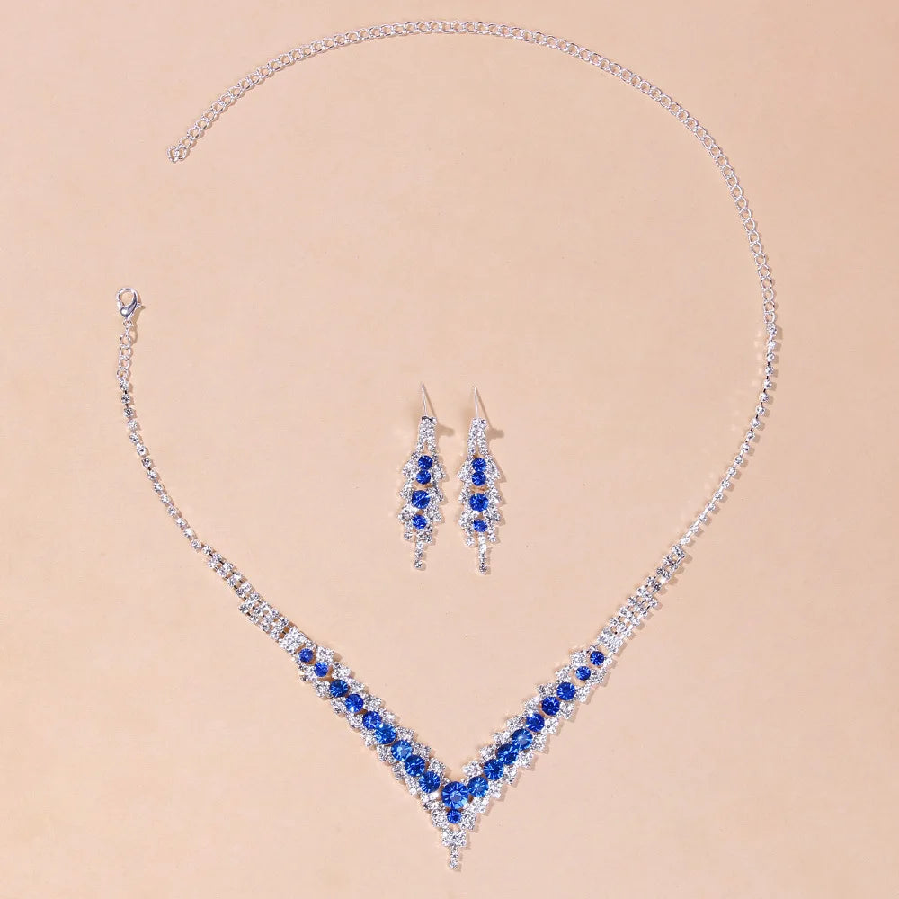 Elegantes blaues Strass-Kristall-Hochzeitsschmuck-Set für Frauen, versilbertes V-förmiges Choker-Halskette-Ohrring-Set
