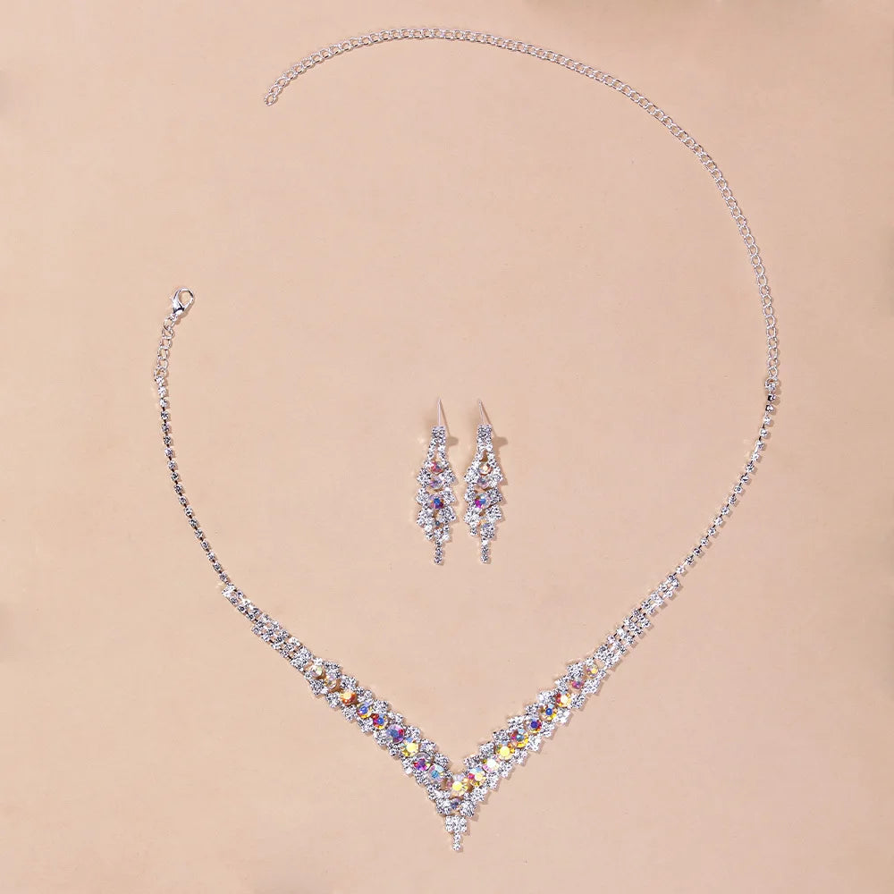 Elegantes blaues Strass-Kristall-Hochzeitsschmuck-Set für Frauen, versilbertes V-förmiges Choker-Halskette-Ohrring-Set