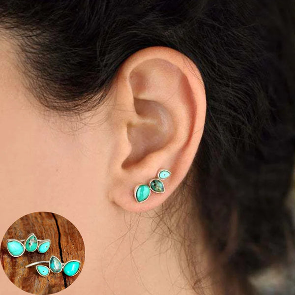 Boho Schmuck: Silberfarbene Ohrstecker mit tibetischem Tränenstein