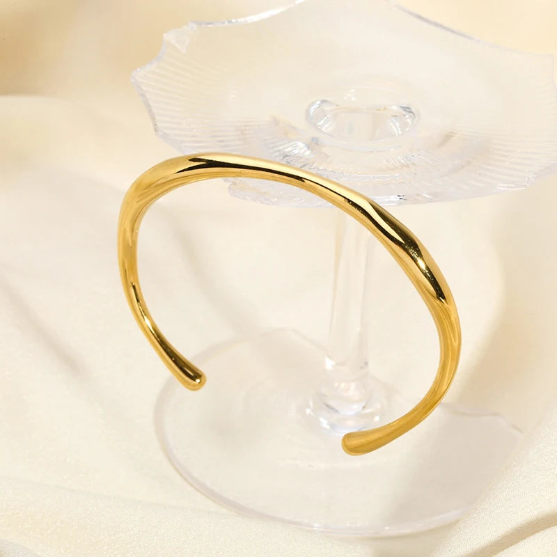 Armreifen mit geometrischem Muster für Damen-Charm-Statement-Armband