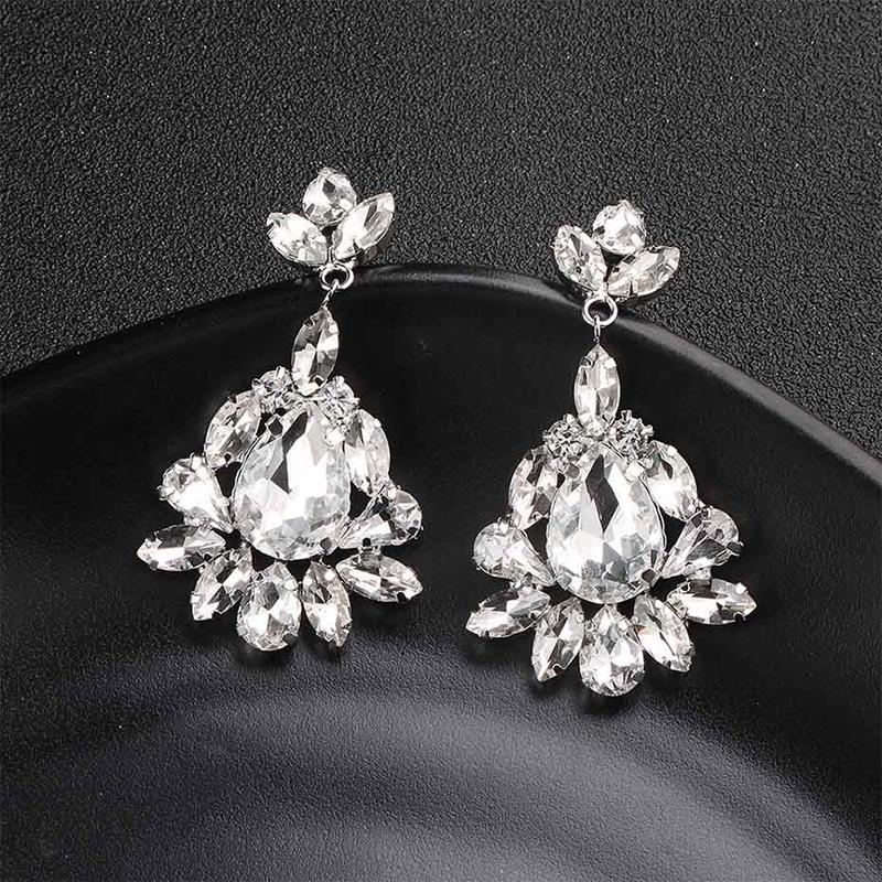 Ultra Funkelnde Brautsturzohrringe Mit Langen Tropfen