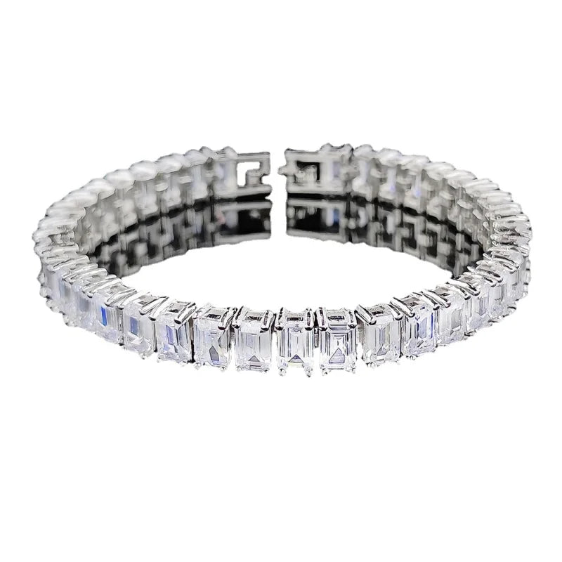 Edler Smaragdschliff Lab Diamant Armreif aus 14k Gold - Hochzeitsarmband für Frauen - Schmuck